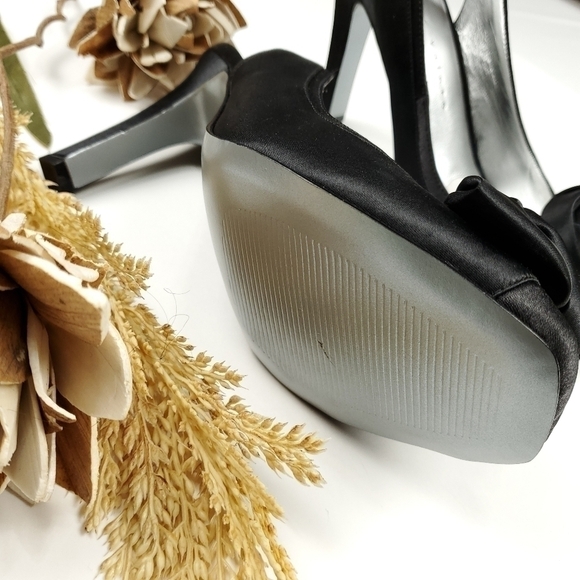 Martinez Valero Blk ButtonBow BabyDoll Slingback 9 - Picture 9 of 15